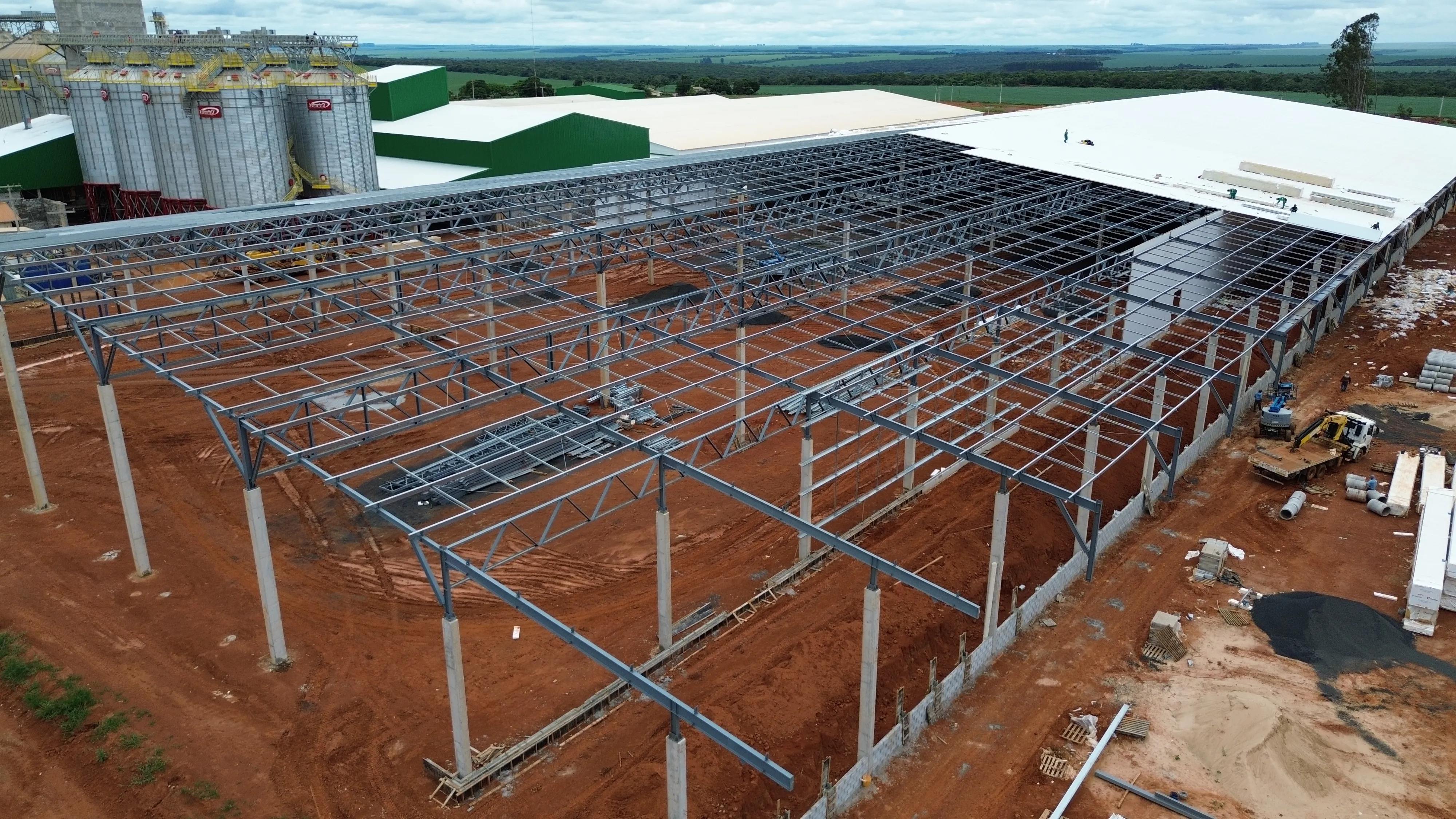 Agroindustrial em Rio Verde (GO), estrutura metálica Ferroarte